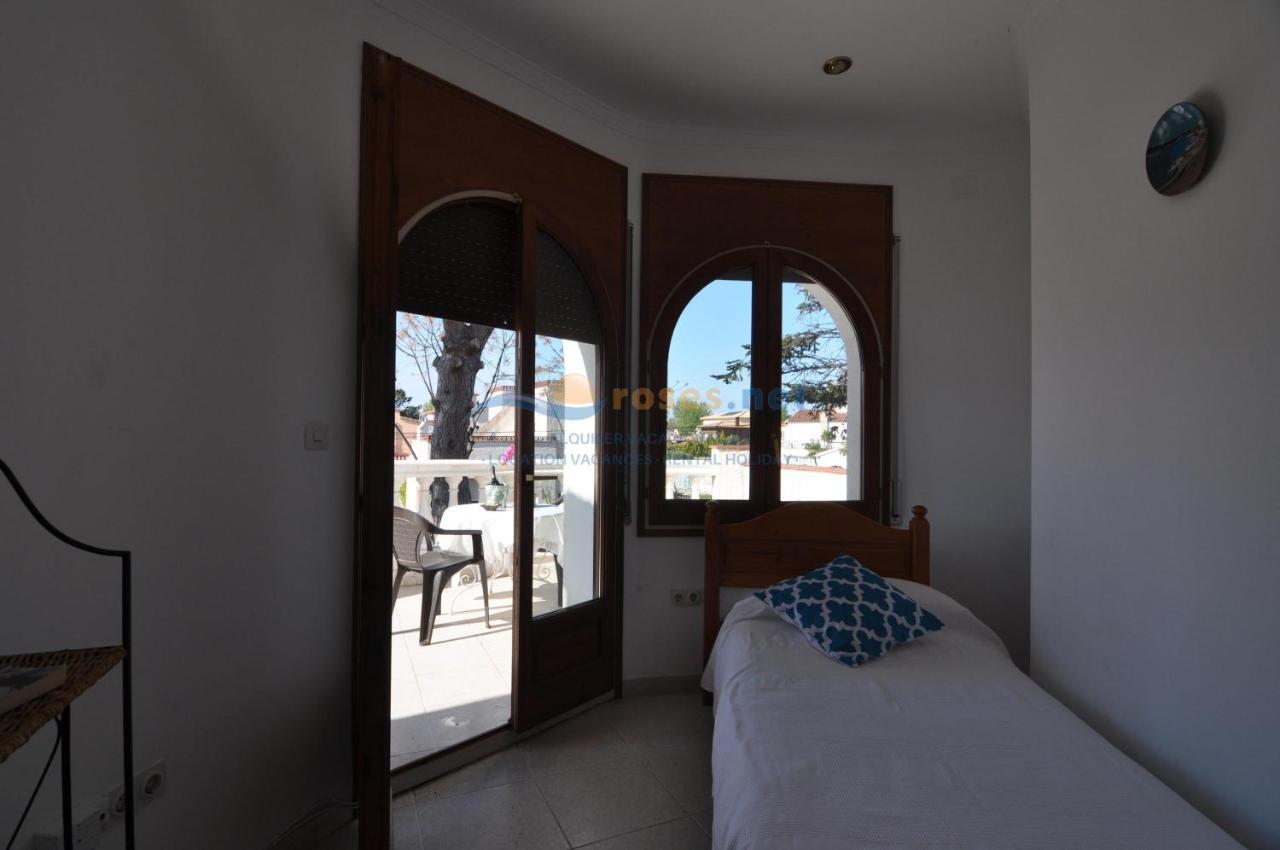 Rnet - Requesens Empuriabrava Villa Dış mekan fotoğraf