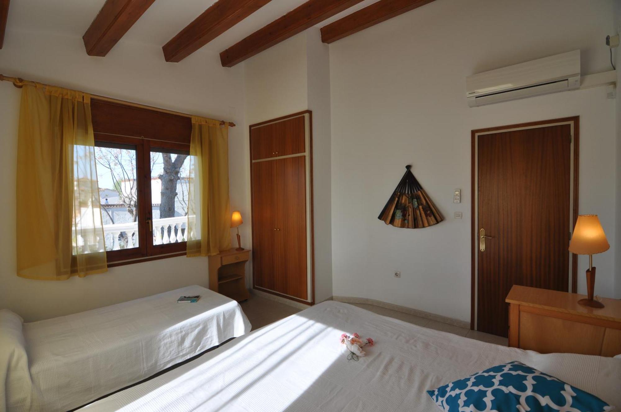 Rnet - Requesens Empuriabrava Villa Dış mekan fotoğraf